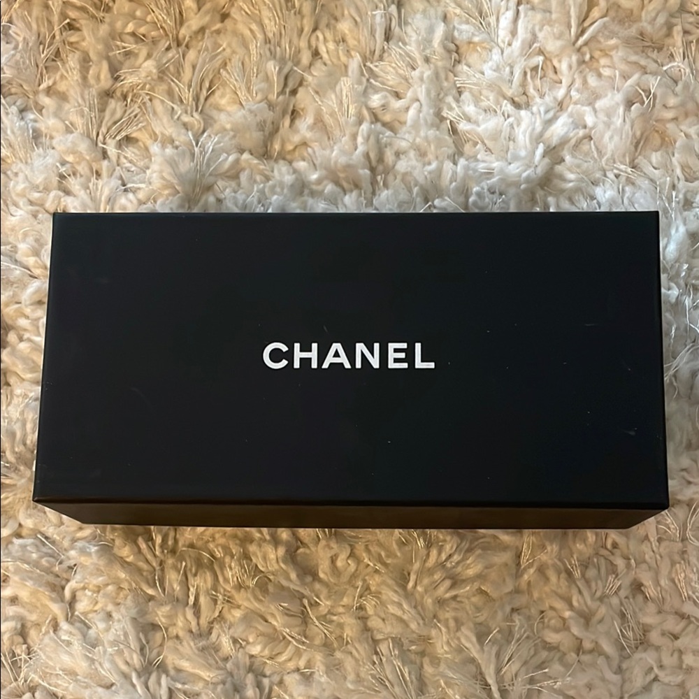 CHANEL Classic Black Gift Box